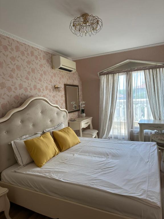 Yo Two - Central Varna Lux Apartment with Parking photo 2