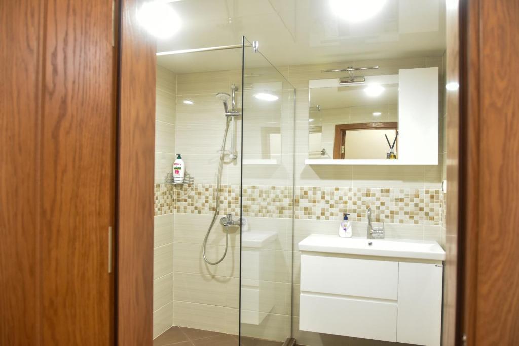 Trimaya apartment - comfort in the top city center photo 3