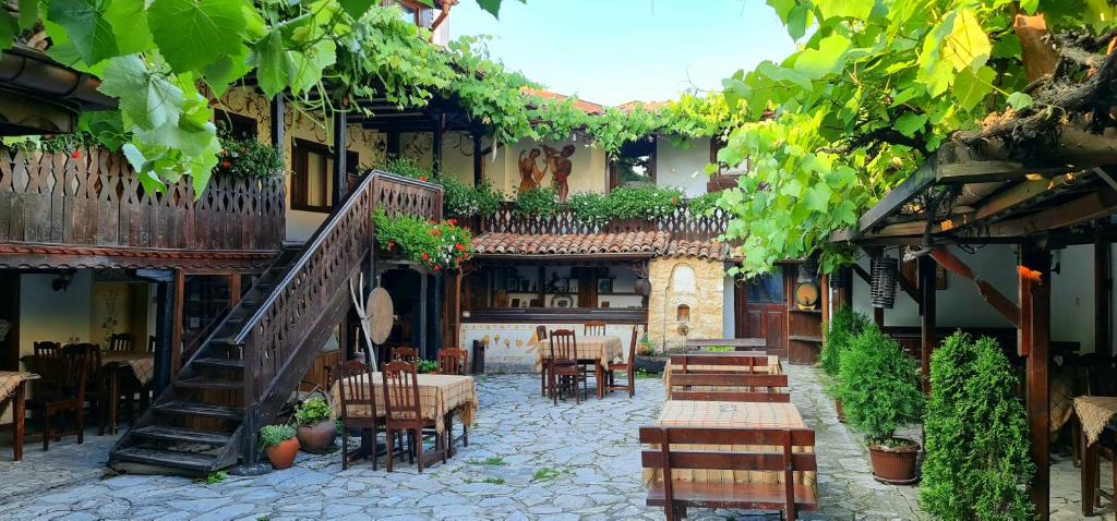 Стаи за гости The Old House photo 3