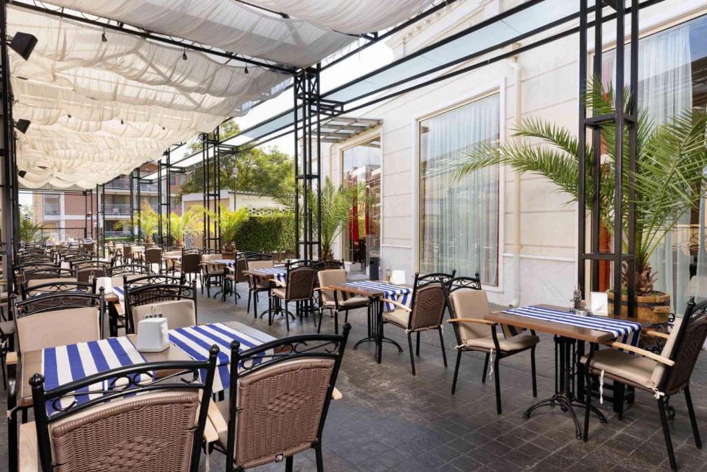 Rome Palace Deluxe - All Inclusive Premium photo 2
