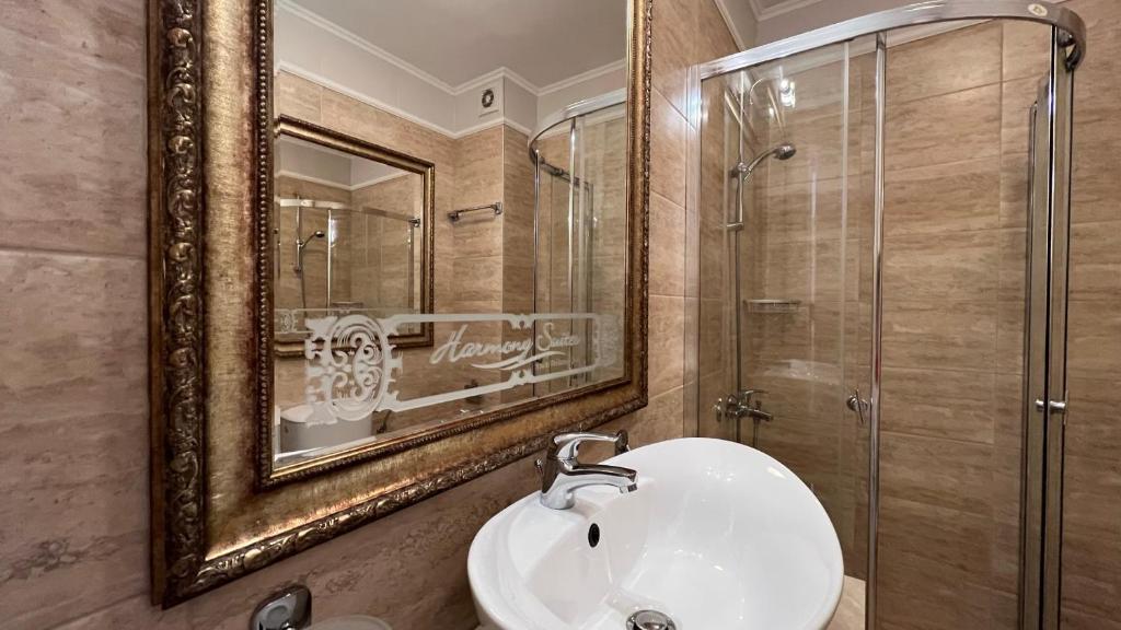 Bratanov Harmony Suites Dream Island Apartments photo 3