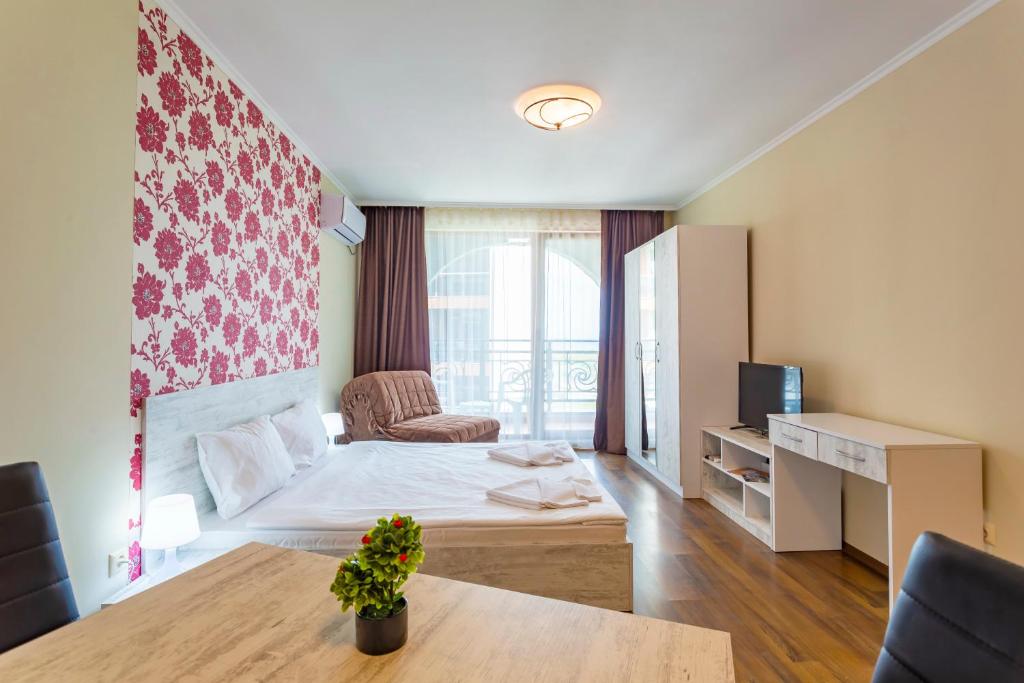 Rose Gardens Apart Hotel photo 2