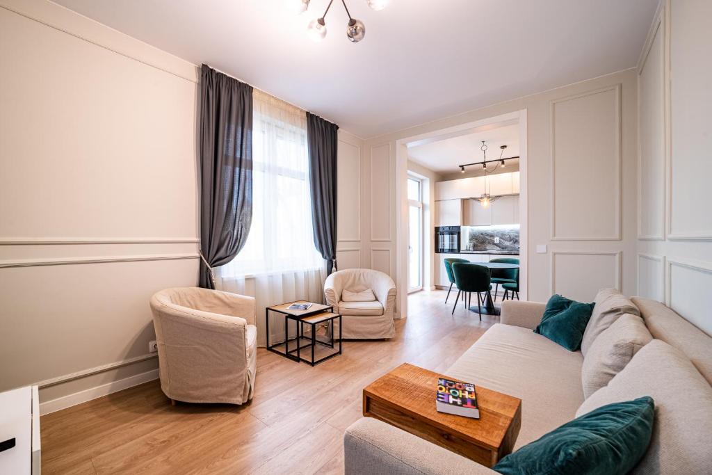 Smart Central Apartment photo 3