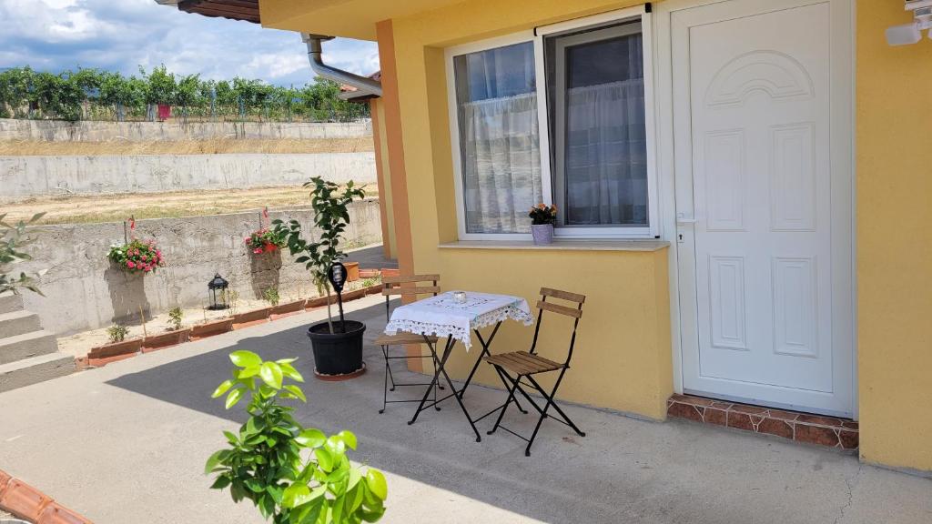 Strumyani tiny flat — photo 1