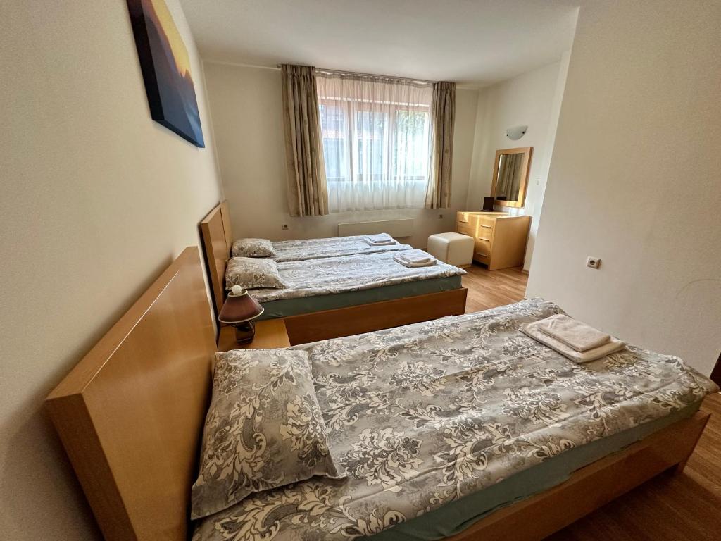 Top Lodge twobedroom apartment photo 2