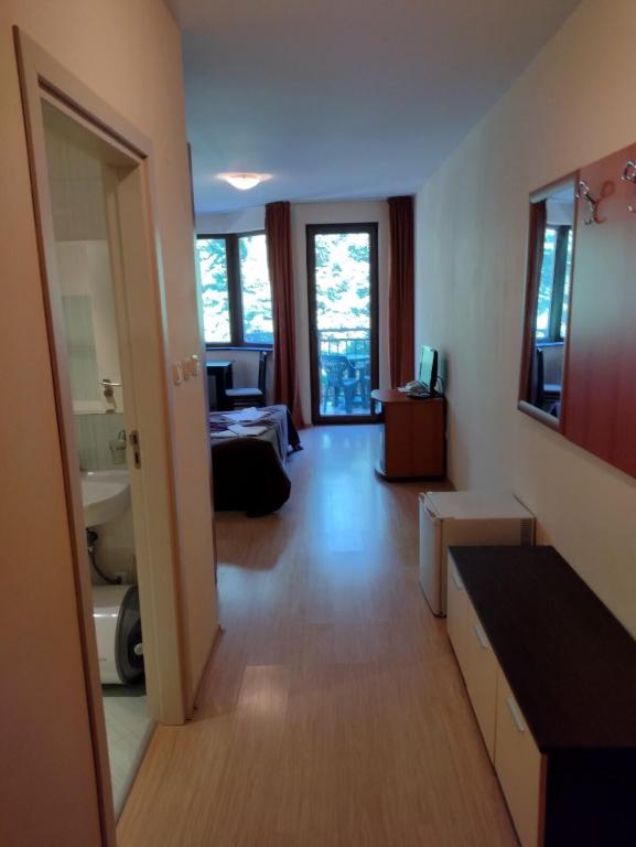 Стаи и апартаменти под наем photo 3