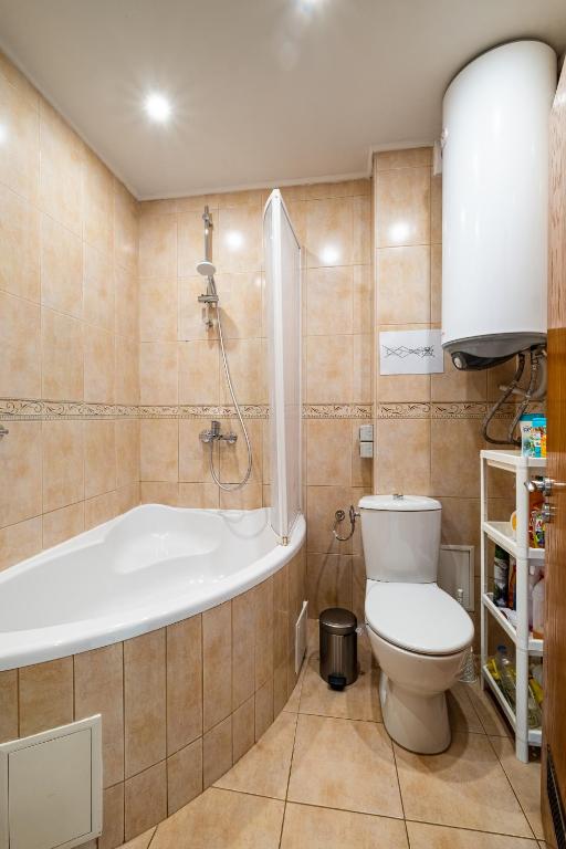 Roman Thermae 2bdrm Sunny Apartment photo 2