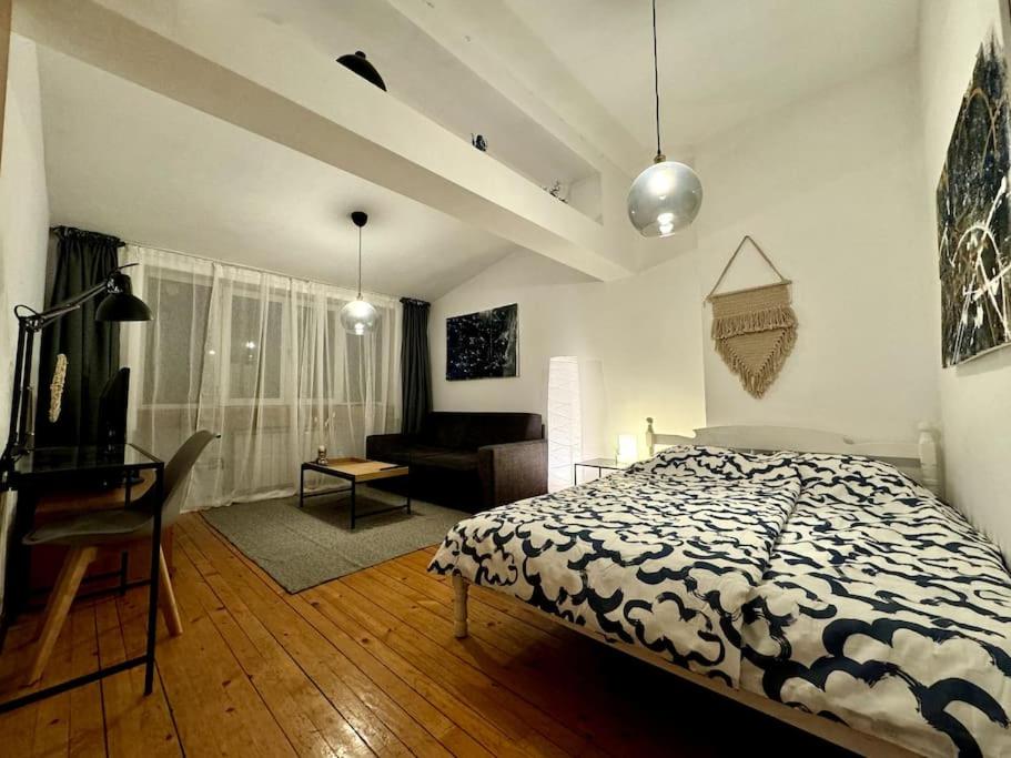 Sofia Sweet Spot: Central & Cozy photo 2