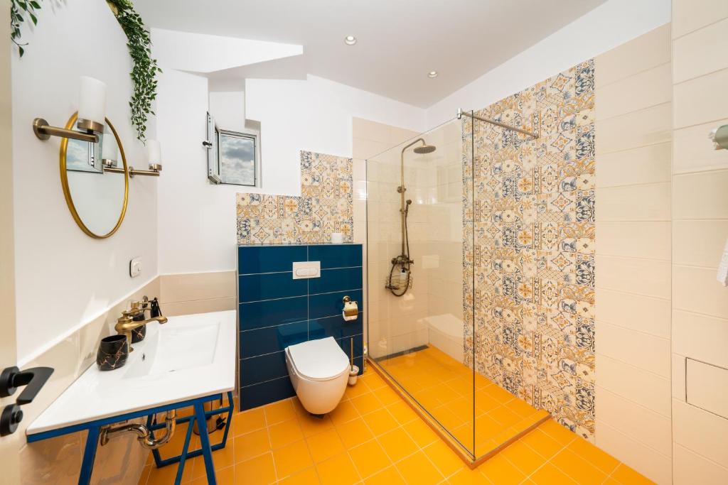 Heart of the City Center Lux Apartment2 with View photo 3