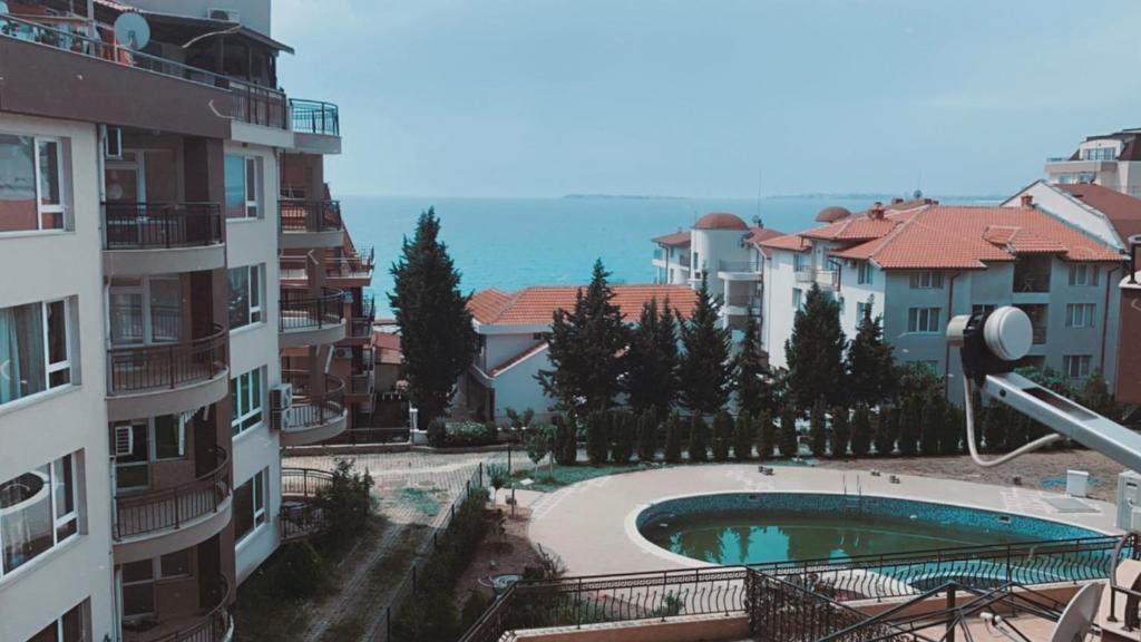 Marina Bay Apart Saint Vlas photo 3