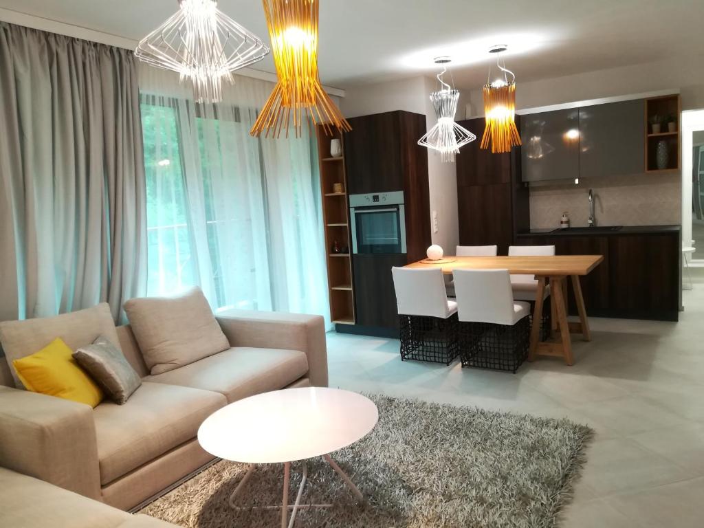 Sunrise Complex Apartments photo 3