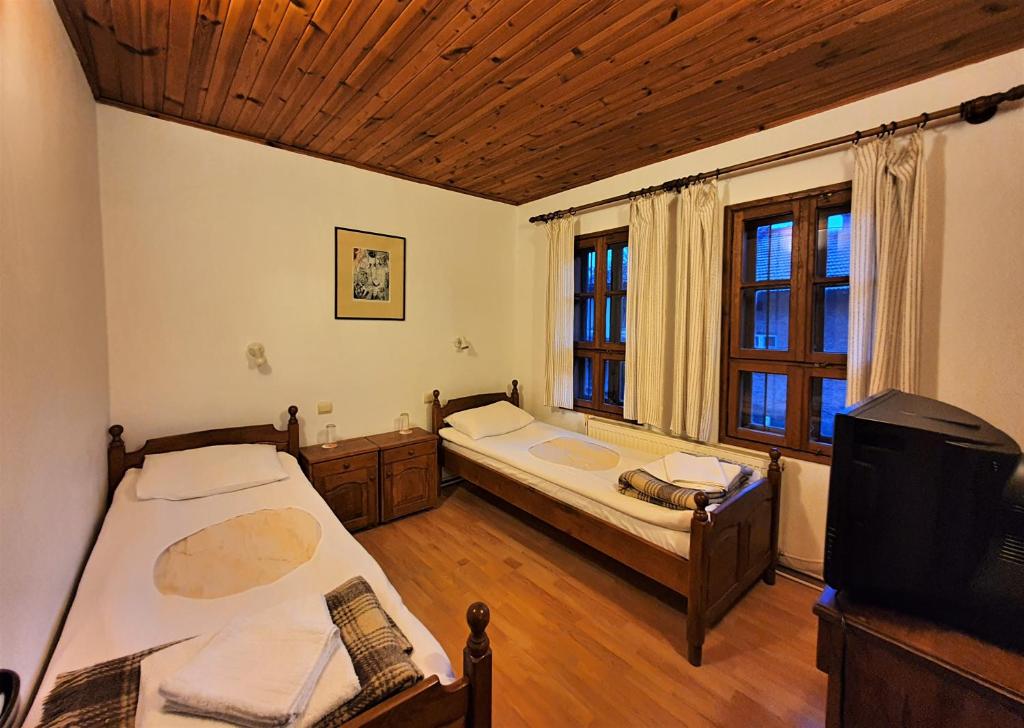 Yakovtsi Inn photo 2