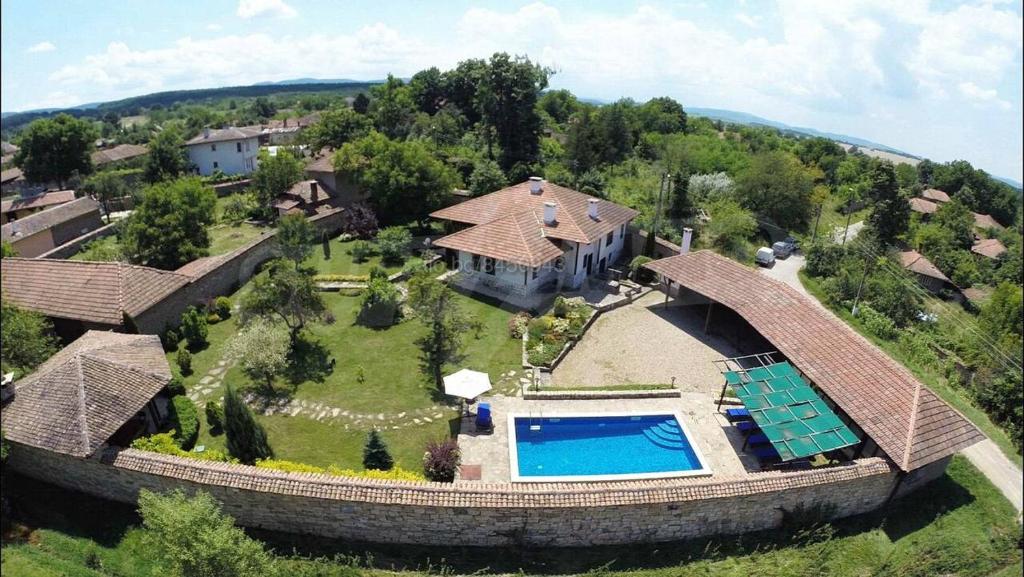 Sveti Georgi unique guest house — photo 1
