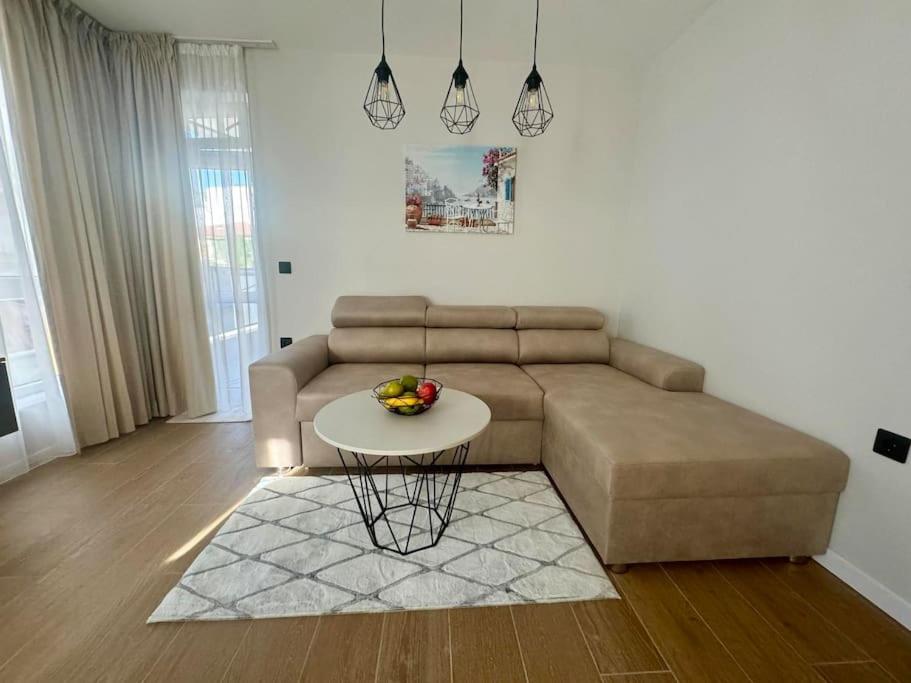 Modern family apartment near the beach — photo 1