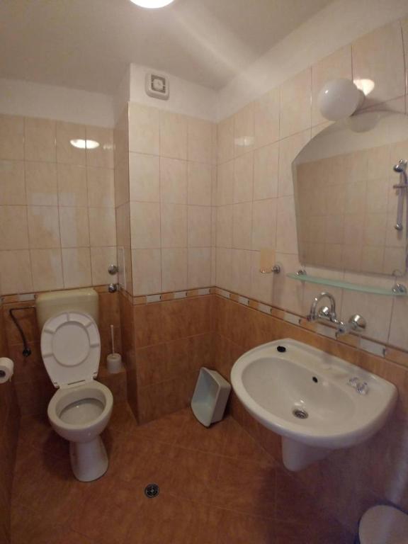 Tony Guest House photo 2