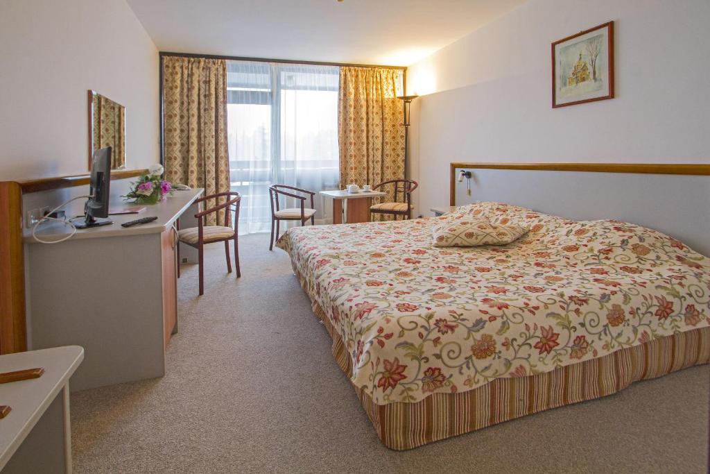 Hotel Samokov photo 2