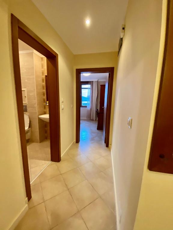 Santa Marina 2-bedroom apt. w/ Sea View + Terrace photo 3