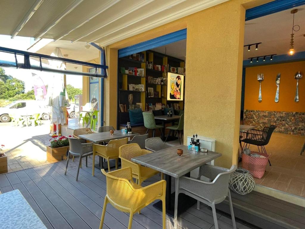 Solei Apartments photo 2