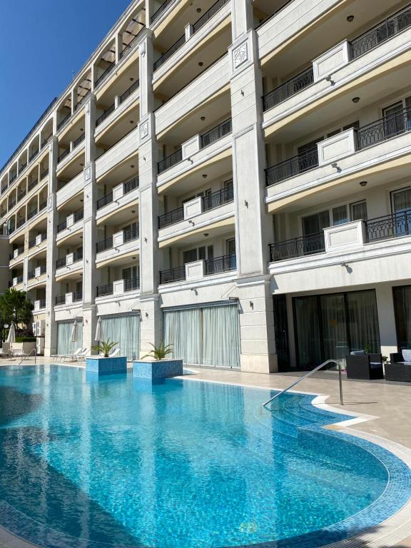 Private Super apartments by sea in Apart Hotel ! photo 3