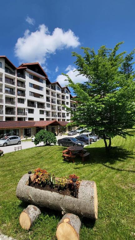 Borovets Gardens Apartments — photo 1