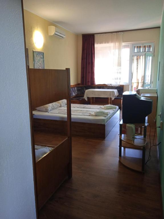 Стаи за гости Нептун photo 2
