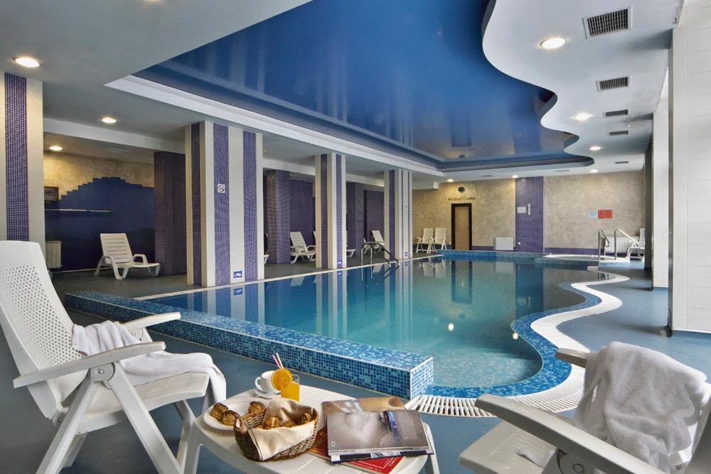 Rhodopi Home Hotel Chepelare- Half Board & Wellness photo 3