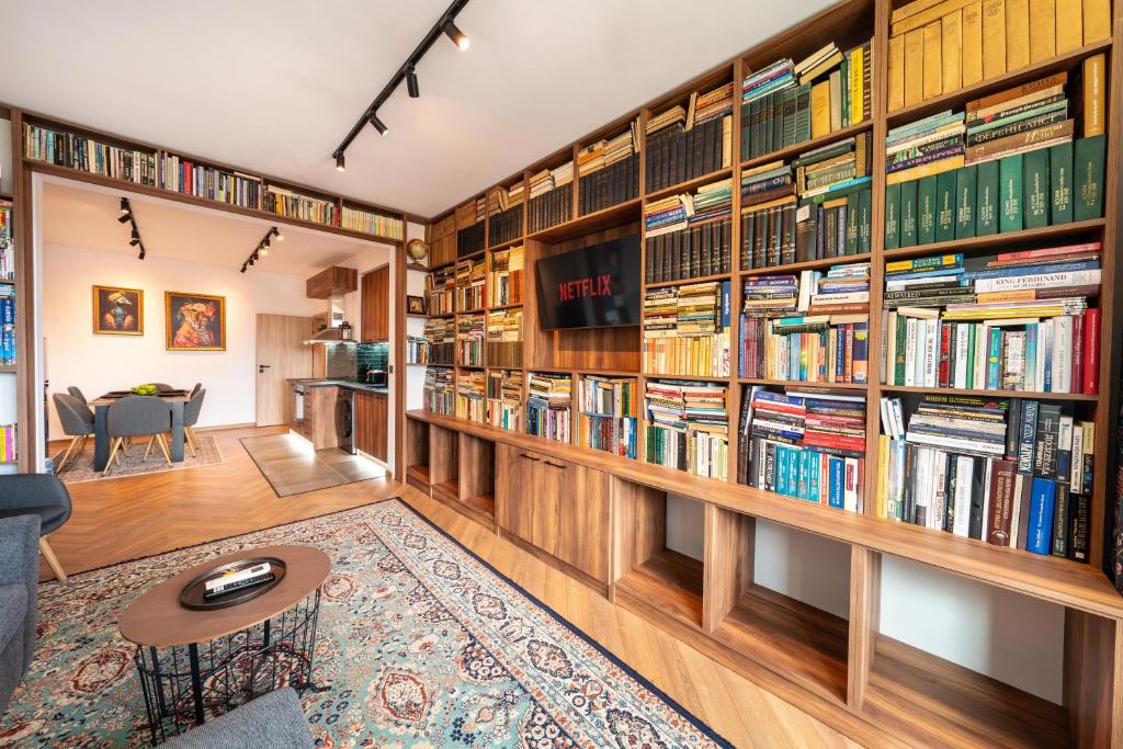 Home Library photo 2