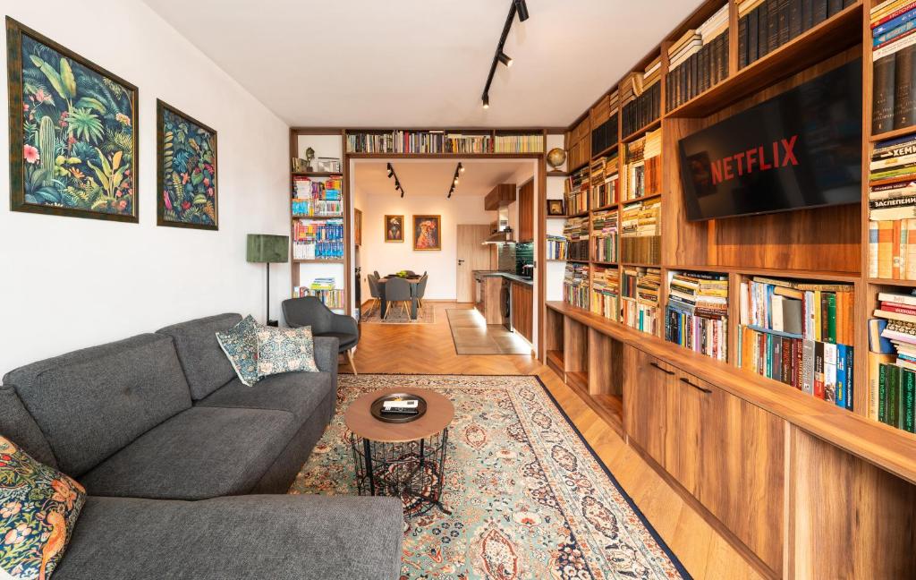 Home Library photo 3