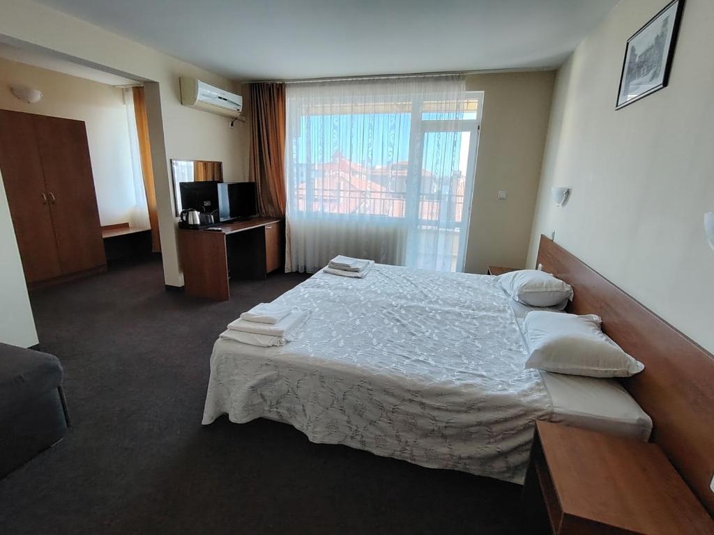 Sandor Hotel photo 2