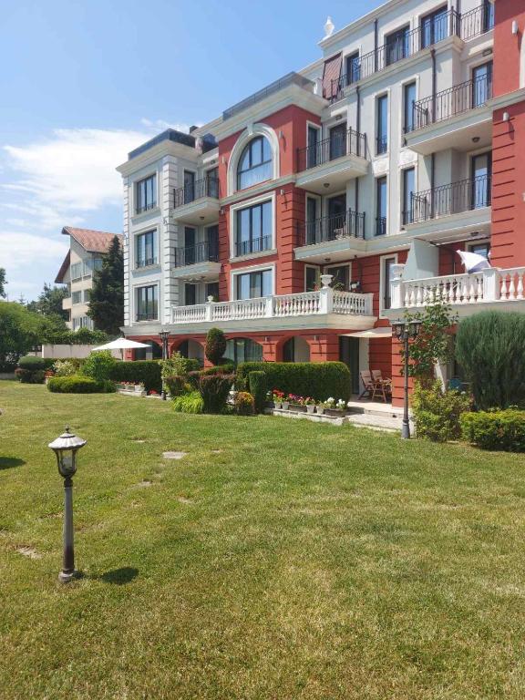 Rumi place — photo 1