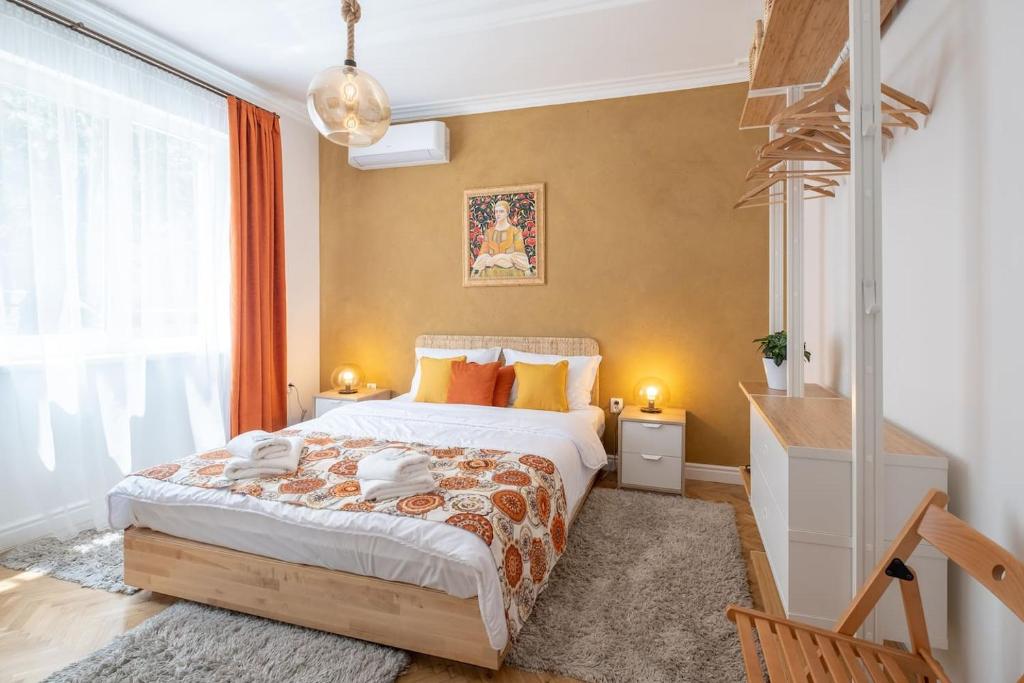 Sophisticated Gem with Private parking photo 2