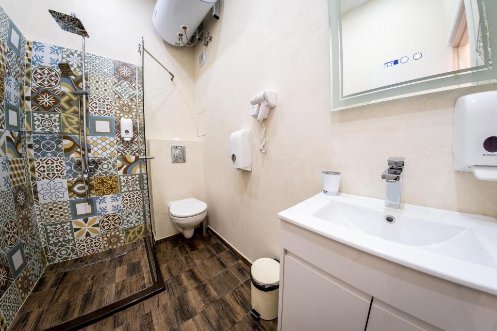 Sofia Pearl Life Apartment - No Window Apartment photo 3