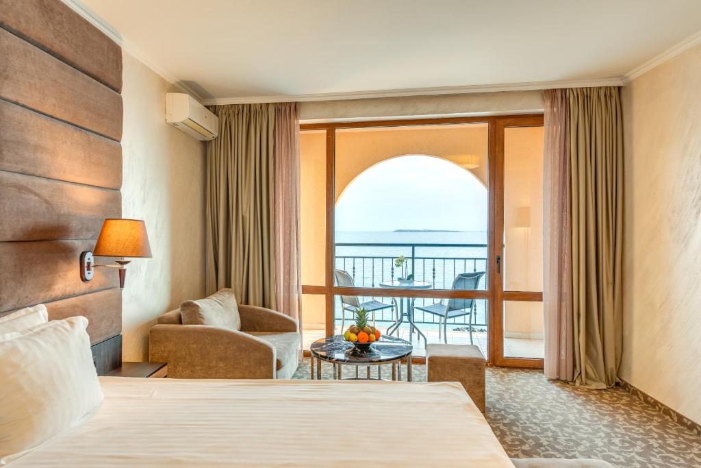 Grand Hotel Sveti Vlas - Fitness & SPA Hotel photo 2