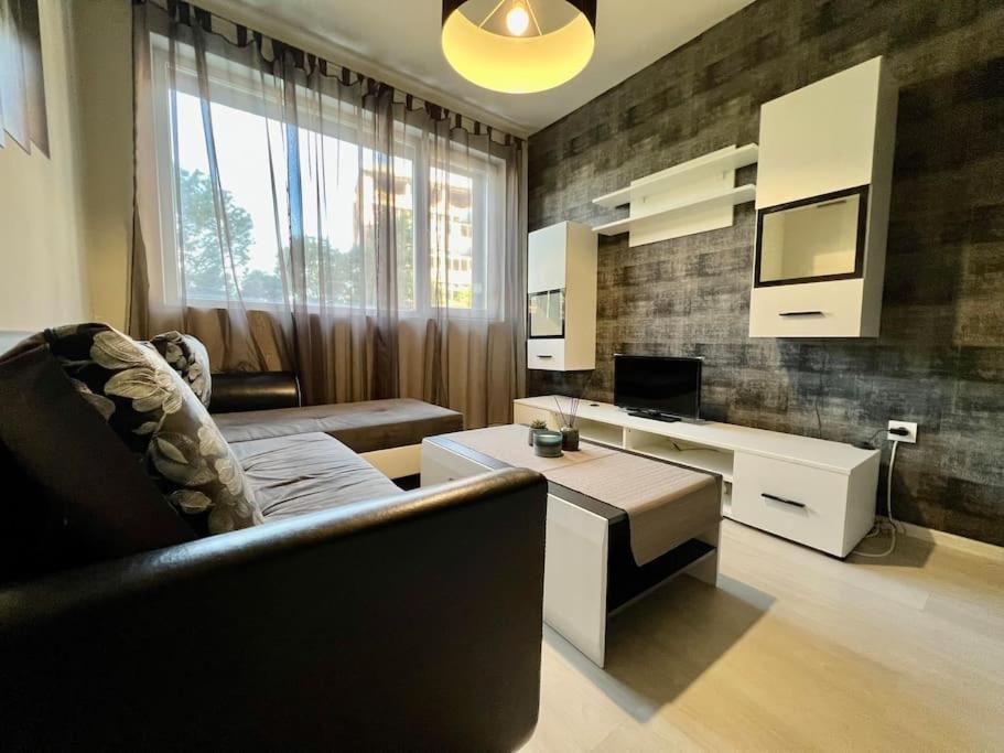 Sof apartment’s photo 3
