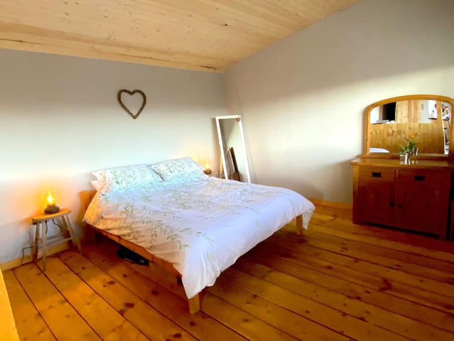 The Cabin On the Hill photo 2
