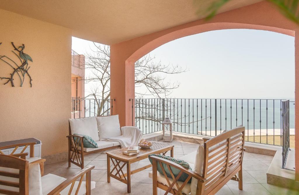 Star del Mar the amazing seafront view Kaliakria Resort — photo 1