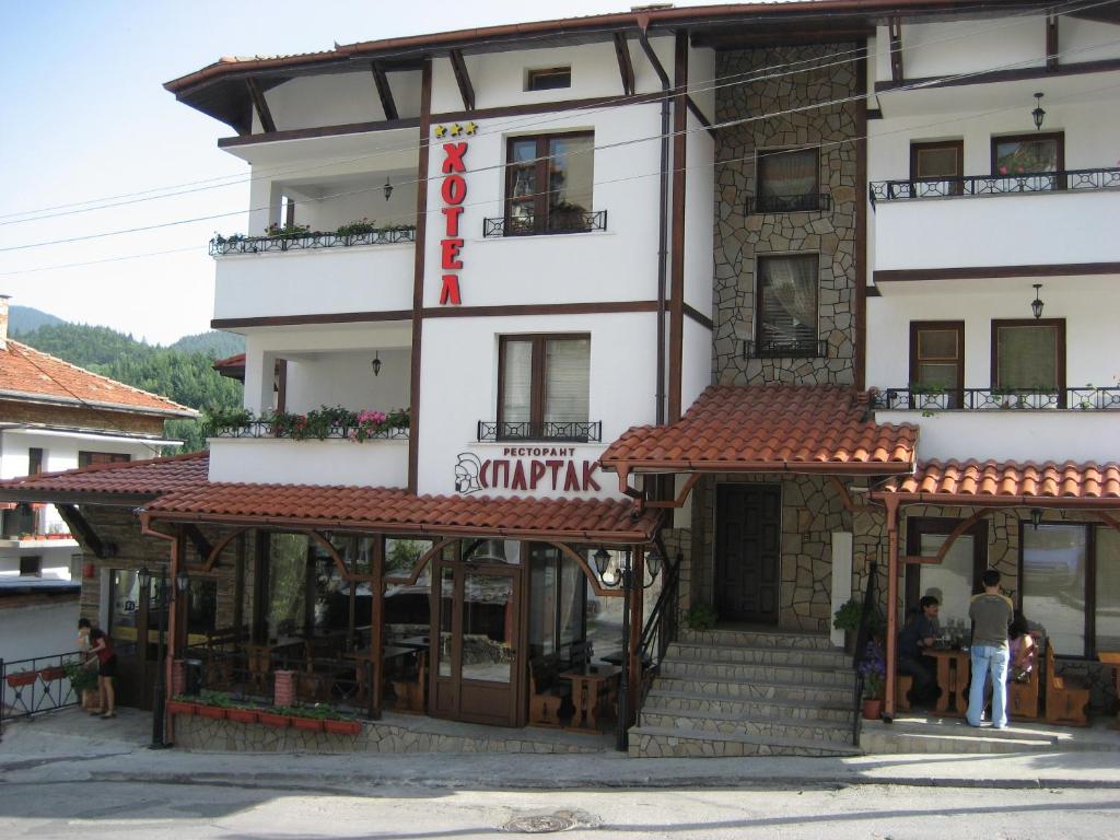 Spartak Family Hotel — photo 1