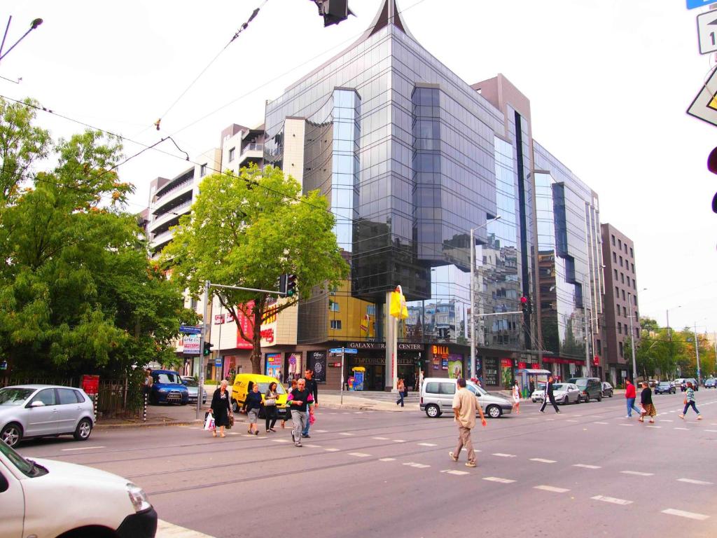 Stay Nexus Galaxy Center — photo 1