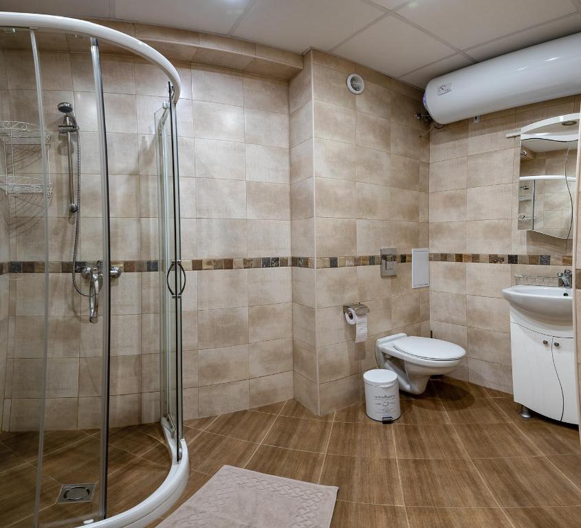 RIVERSIDE APARTMENTS PLOVDIV with free parking photo 3