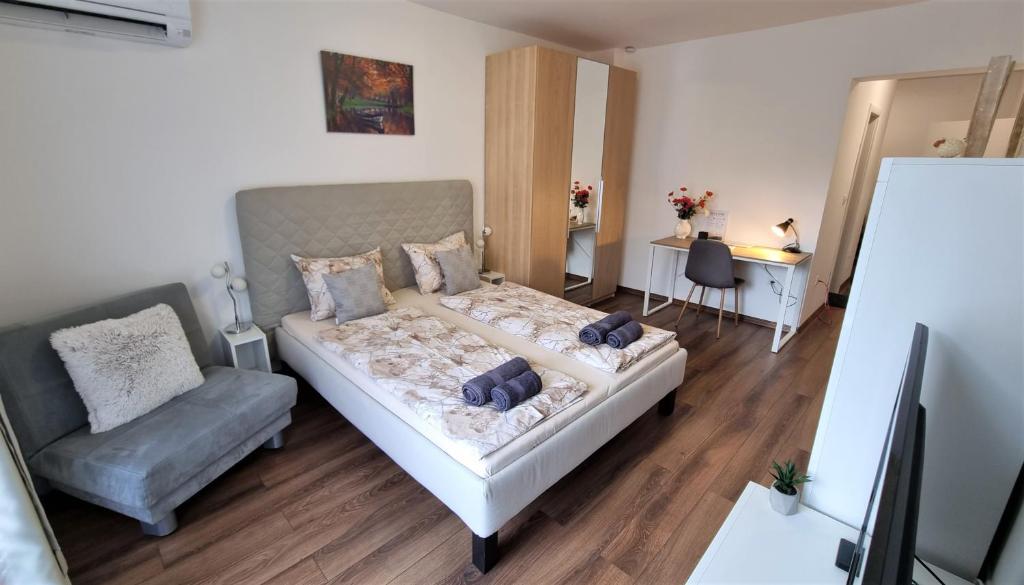 Luxury Quiet Apartment in the City Center photo 2