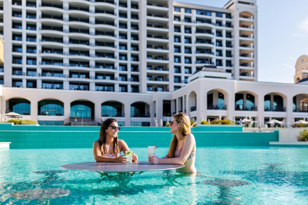 Secrets Sunny Beach Resort and Spa - Premium All Inclusive - Adults Only photo 2