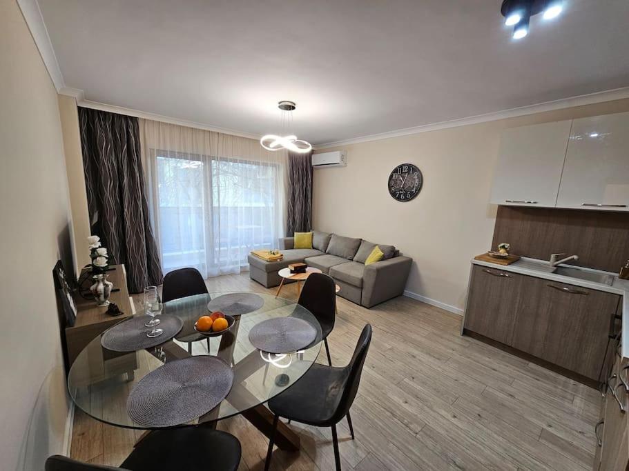 Serenity in the heart of Varna with free parking — photo 1