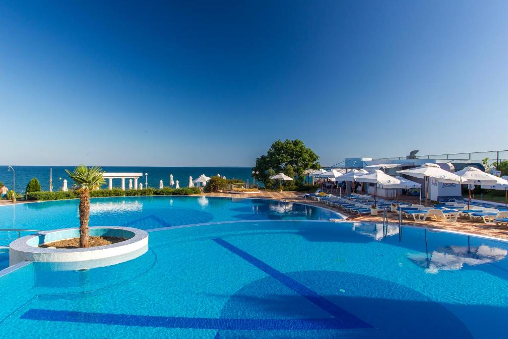 Sineva Beach Hotel - All Inclusive photo 3