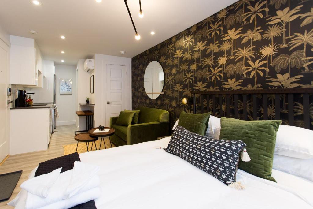 16 Studio Apartment-Hotel in Little Italy by Den Stays photo 3