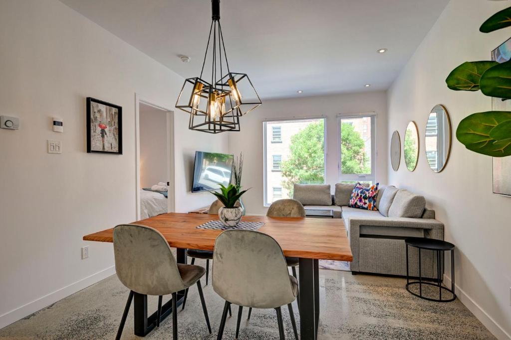 Amazing 1Bedroom Great Location presented by TripMontreal photo 3