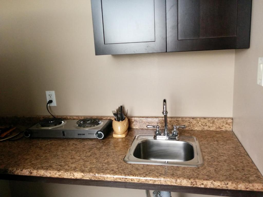 Bonnyville Hotel photo 3