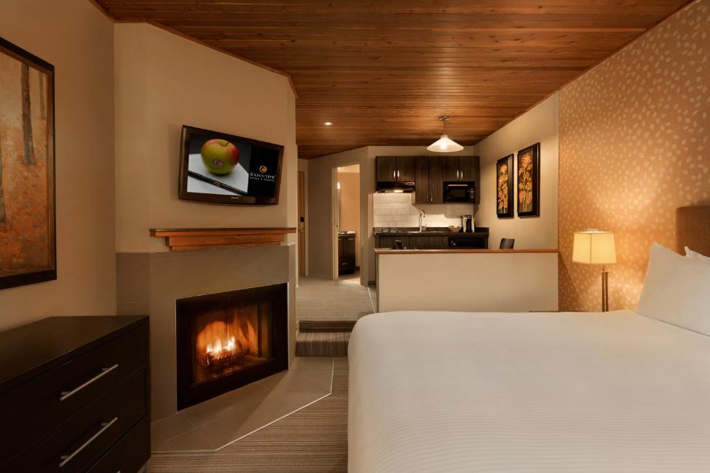 Executive Inn Whistler photo 2
