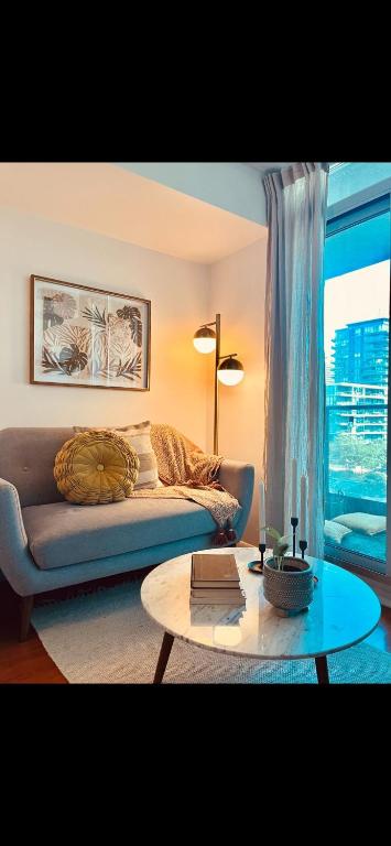 Booking.com: Hotels in Toronto. Book your hotel now! — photo 1