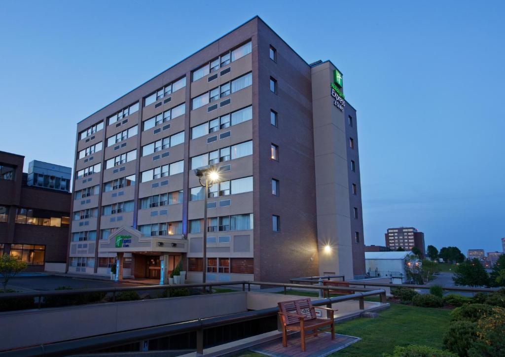Holiday Inn Express Hotel & Suites Saint John Harbour Side by IHG — photo 1