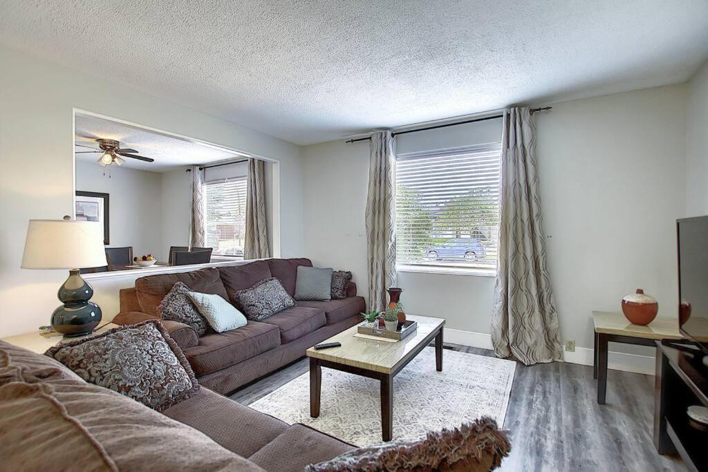 Booking.com: Hotels in Calgary. Book your hotel now!